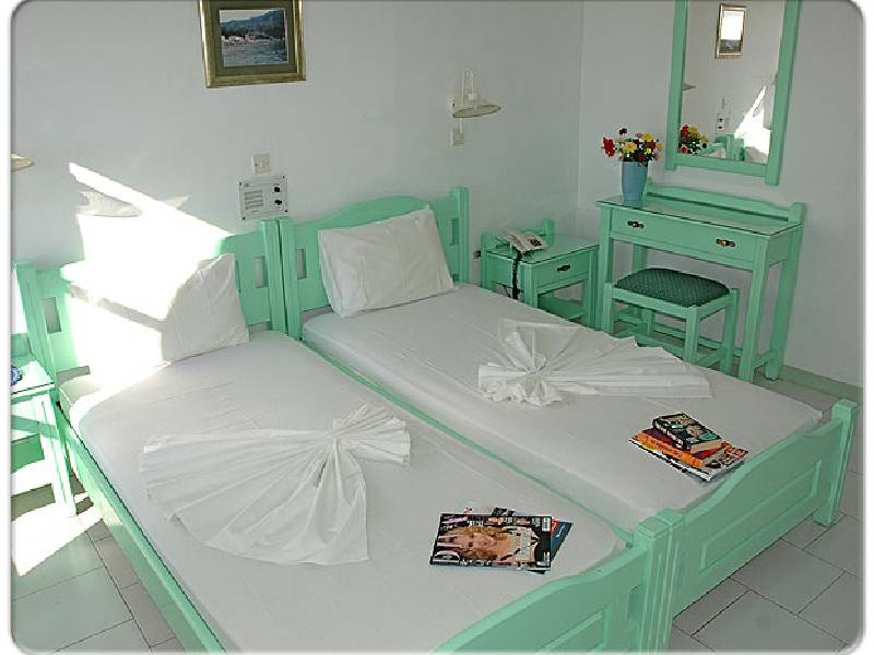 Remezzo Hotel & Studios